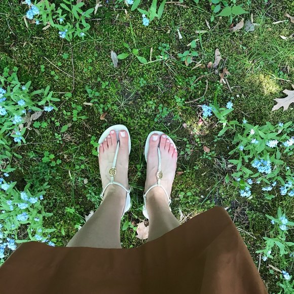Tory Burch White Sandals - Picture 1 of 9